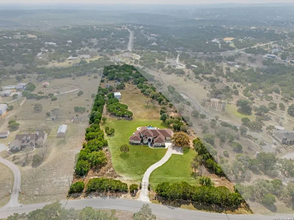 719 Kreutzberg, Boerne, TX 78006