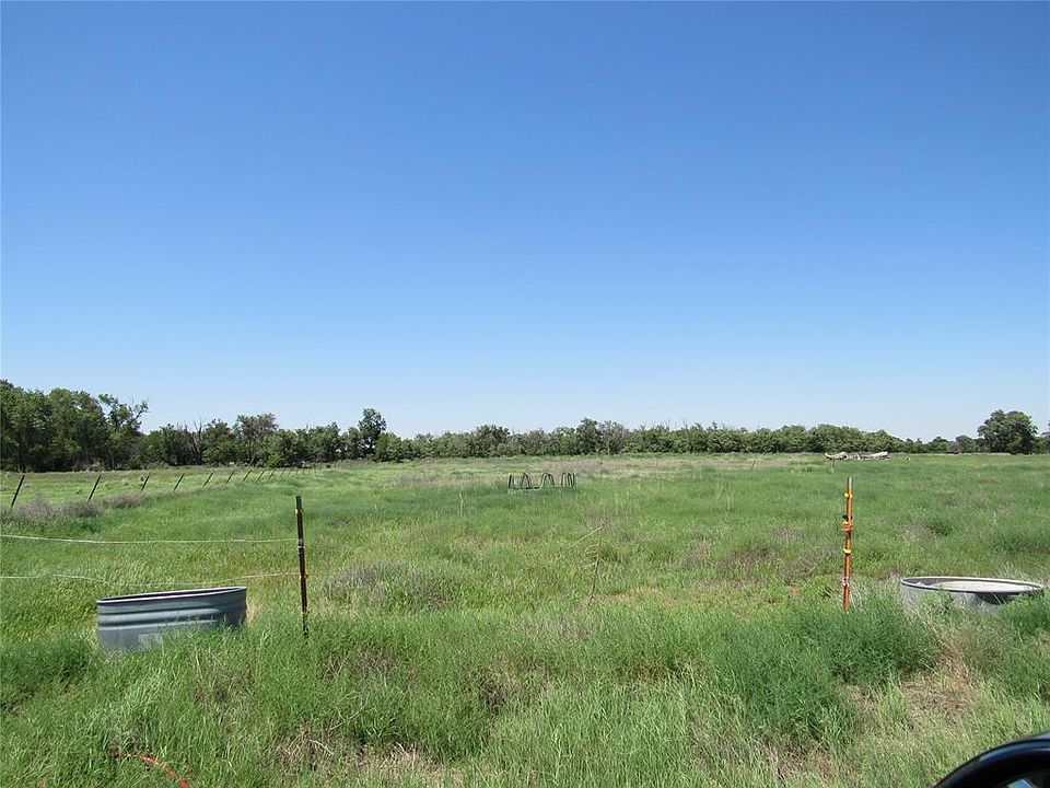 2nd image of NE County Road 208 St