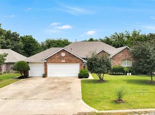 1601 Red Oak Dr, Ardmore, OK 73401