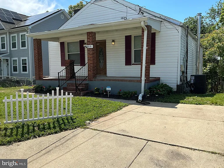 818 Balsamtree Pl — Photo 1