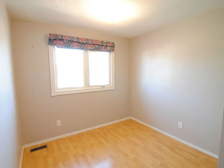 10127 171a Ave NW — Photo 14