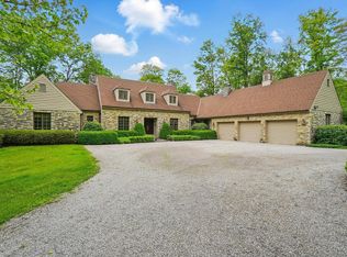14 Laurelwood Dr, Milford, OH 45150