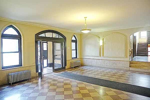 Rented by Compass | media 5