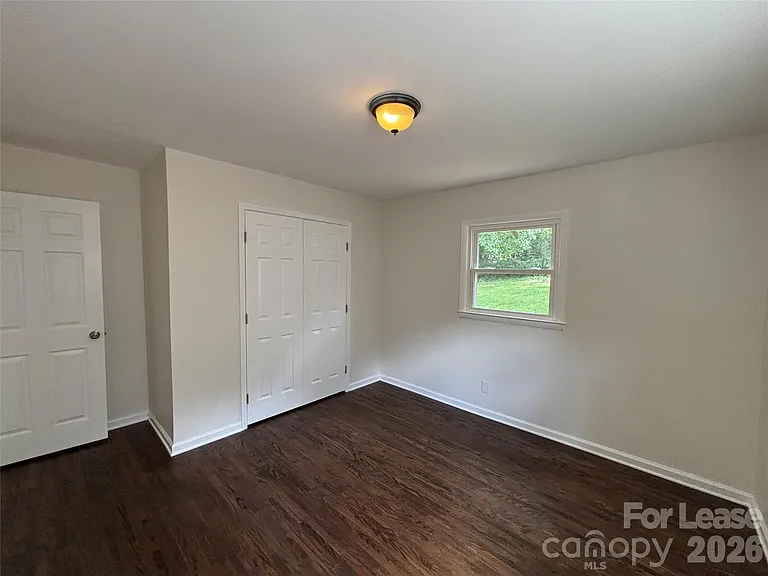 2627 Dora Dr — Photo 28