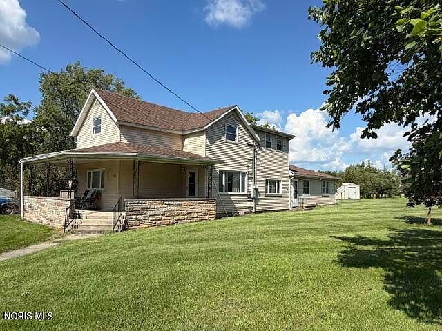 1st image of 302 E Daggett St