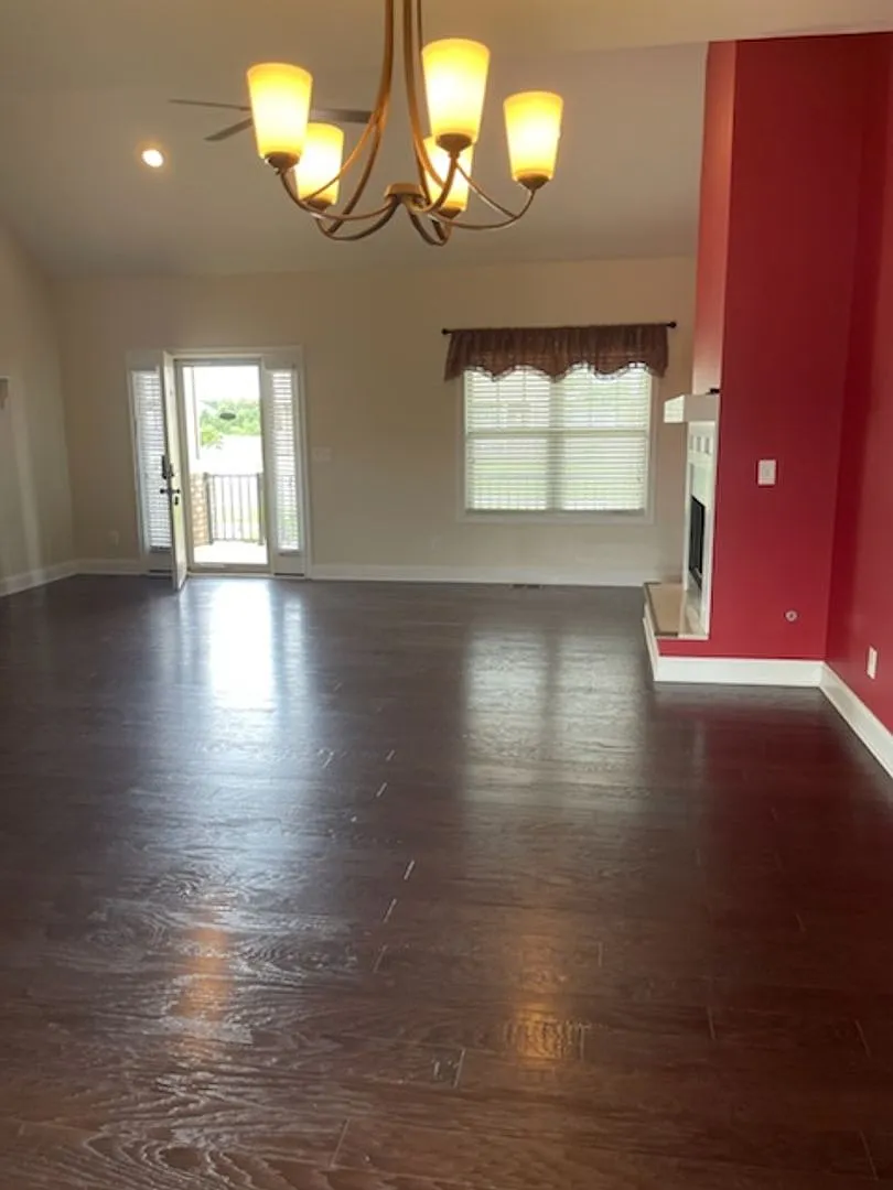 Get Ready to MOVE IN — Photo 3
