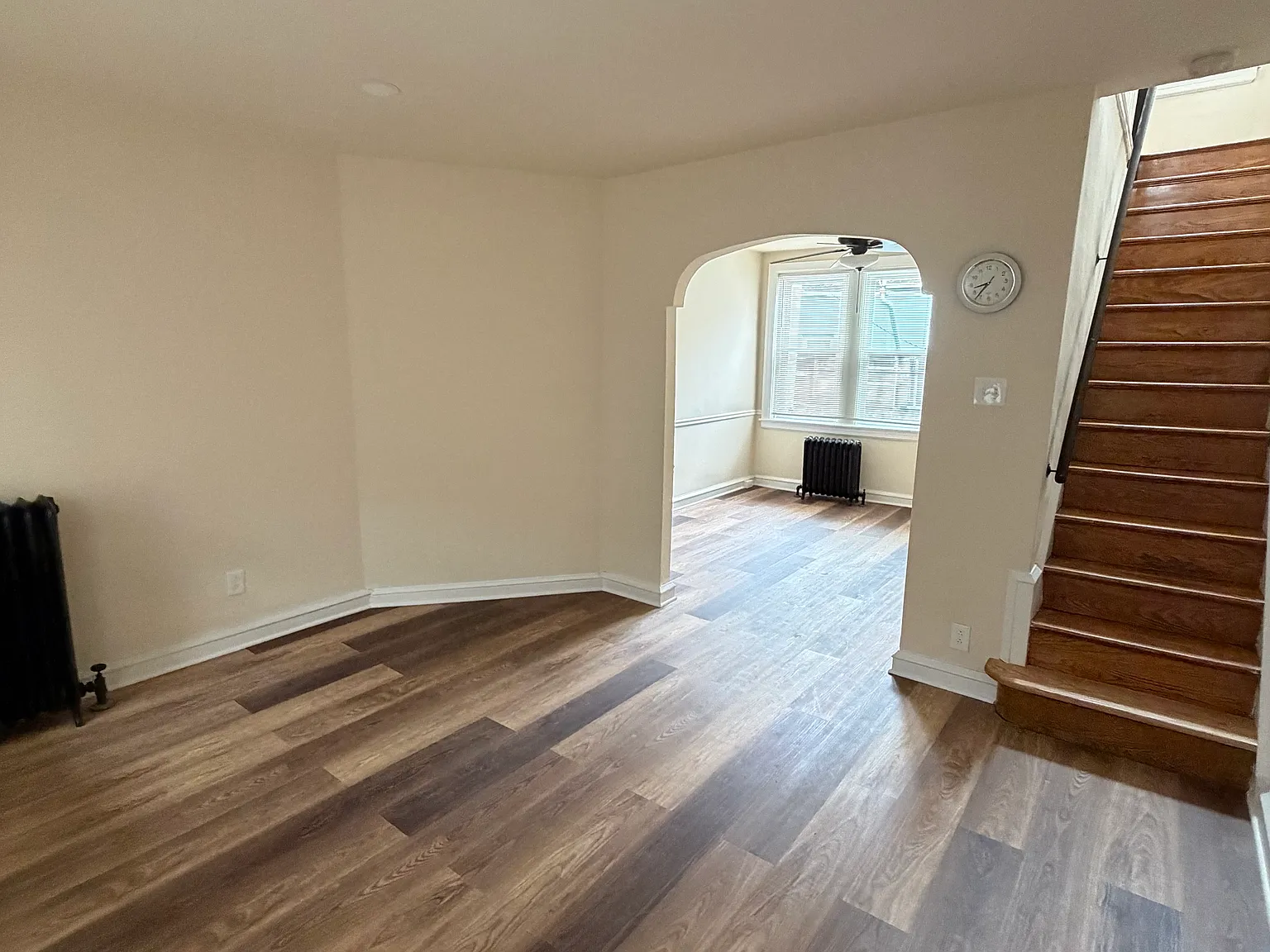 2 bed, 1056 sqft, $1,600 — Photo 2