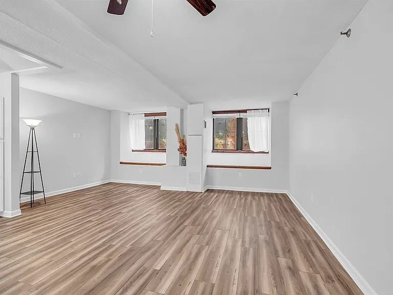 200 Market St #117 — Photo 4