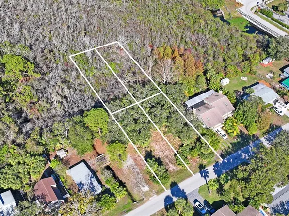 174 Avery Ave #21, Crystal Beach, FL 34681