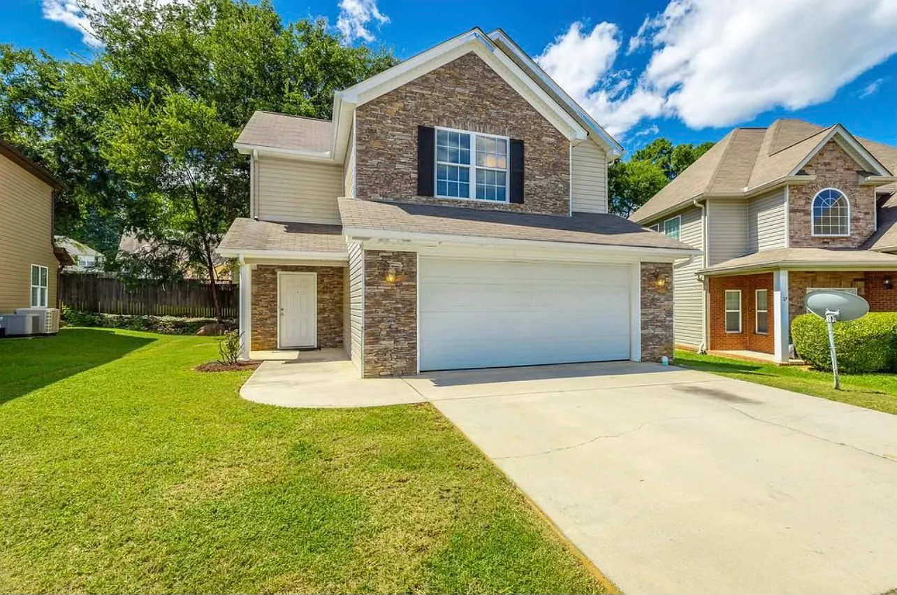 7138 Blossom Cir — Photo 1