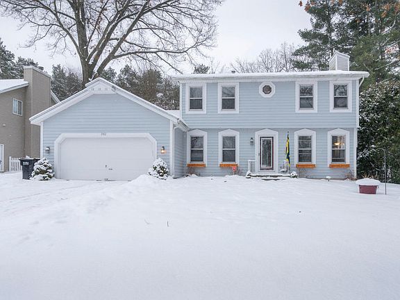 2nd image of 3162 Thorncrest Dr SE