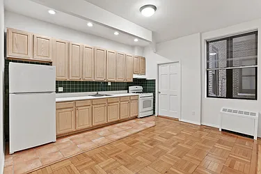 920 Riverside Drive
