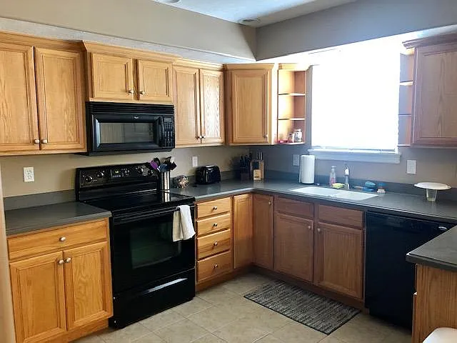 561 E Purple Lilac Ln — Photo 9