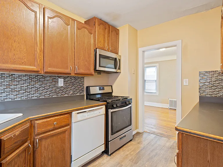 17308 Oak Dr #LOWER — Photo 12