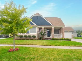 18755 Newton St, Macomb, MI 48042