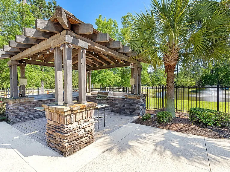 Brookstone Park — Photo 28