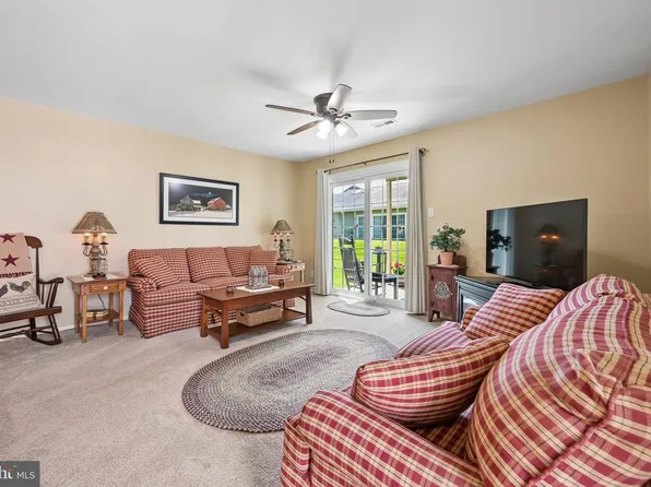 5105A Adelaide Dr, Mount Laurel, NJ 08054