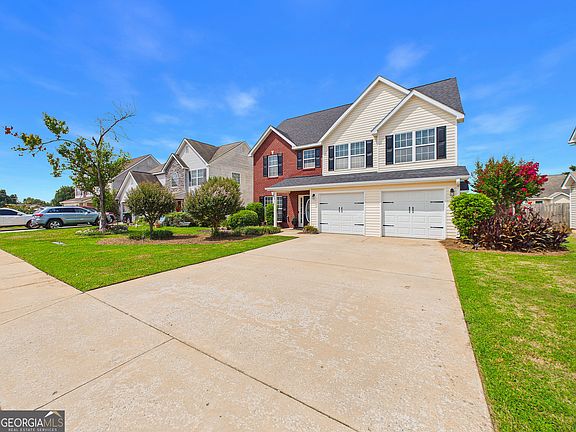 4th image of 502 Timberwind Dr
