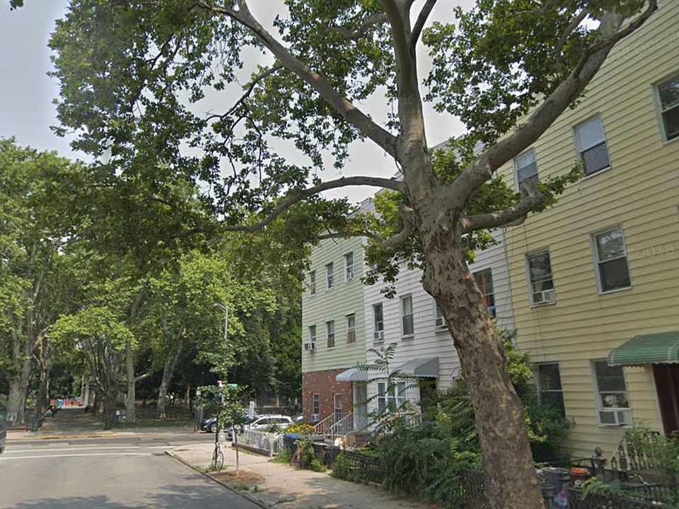 1st image of 108 N Henry St #2R