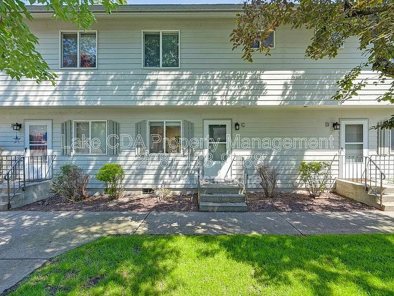 1611 E Montana Ave #C — Photo 50