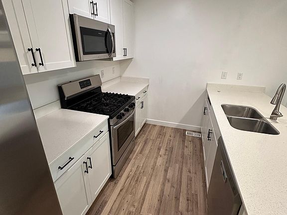 5th image of 158 E River Bend Rd #158