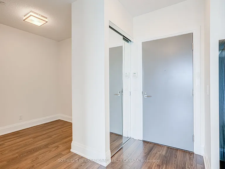1 Old Mill Dr #1118 — Photo 5