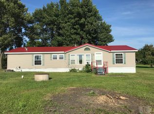 1651 Pine Ave, Livermore, IA 50558