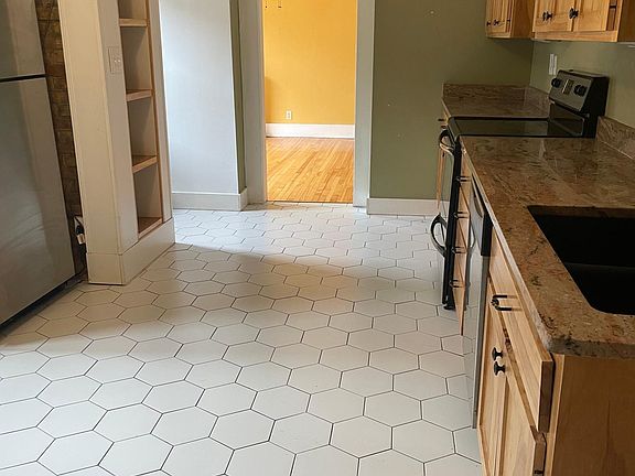 new kitchen floor 2021