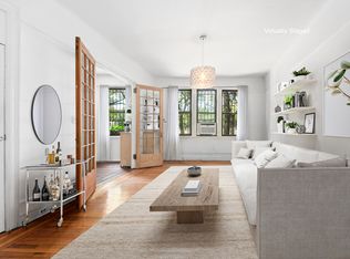 5 Stratford Rd APT 2, Brooklyn, NY 11218