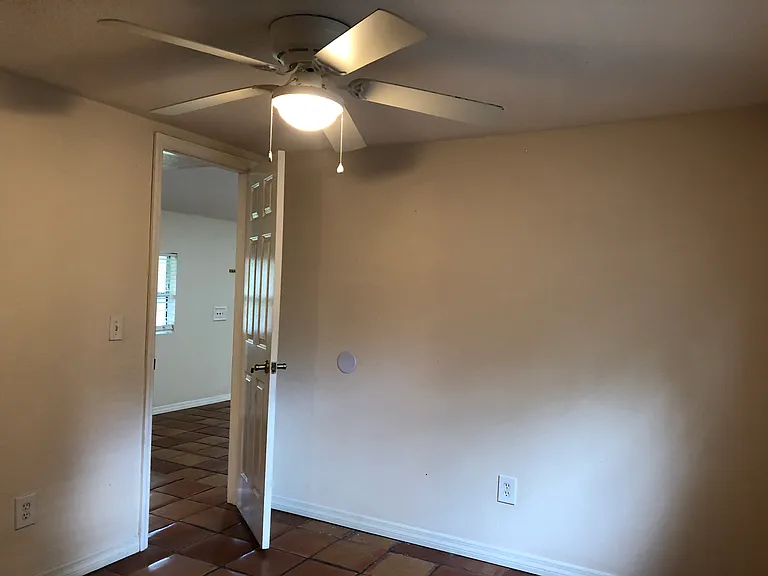 13206 Maple St — Photo 10