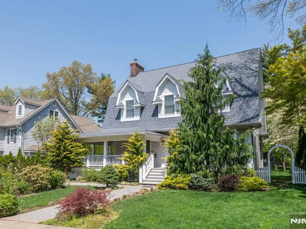 189 Park Ave, Leonia, NJ 07605