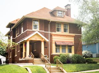 218 S Ottawa Ave, Dixon, IL 61021