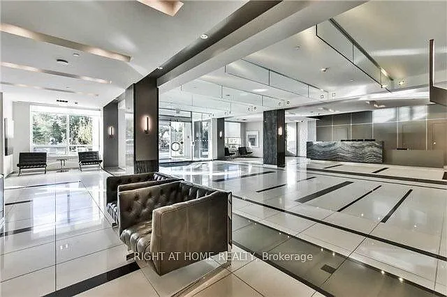 7165 Yonge St #705 — Photo 20
