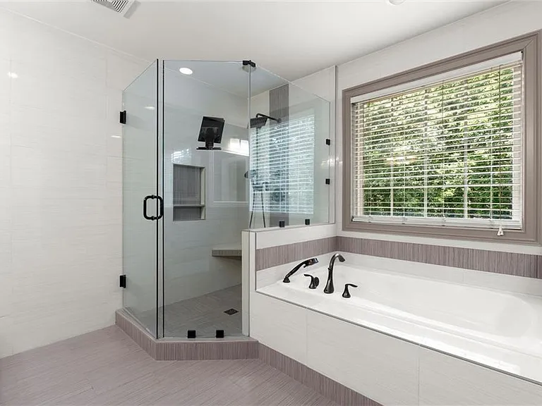 5583 Julian Pl — Photo 32