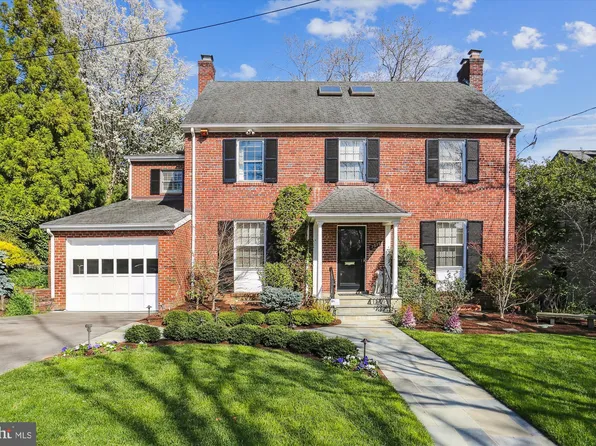 7511 Exeter Rd, Bethesda, MD 20814