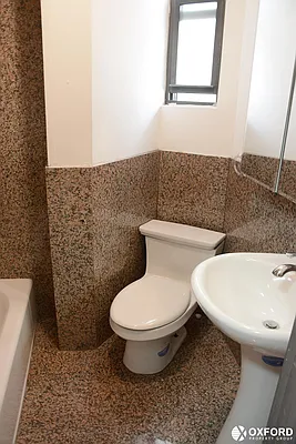 Rented by Oxford Property Group | media 20