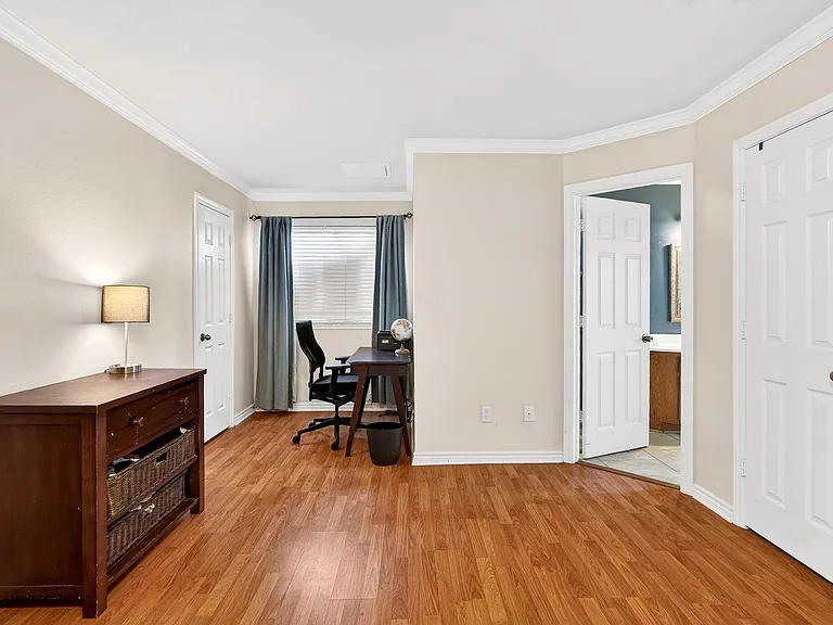 1308 Roanoke Ct — Photo 14