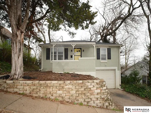6314 Pinkney St, Omaha, NE 68104