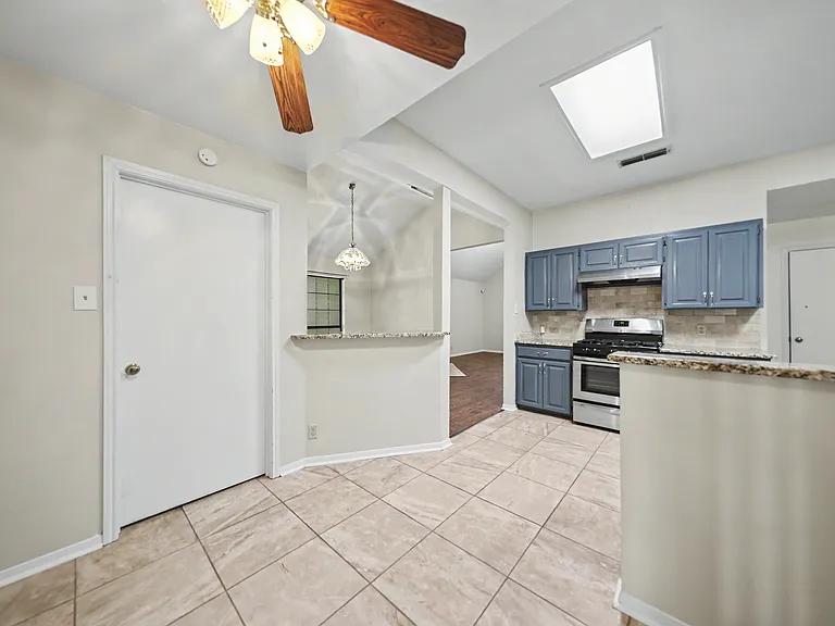 4522 Lone Star Trl — Photo 7