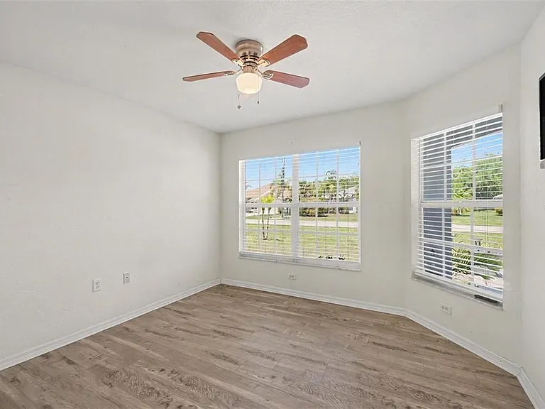 369 Salvador Dr — Photo 19