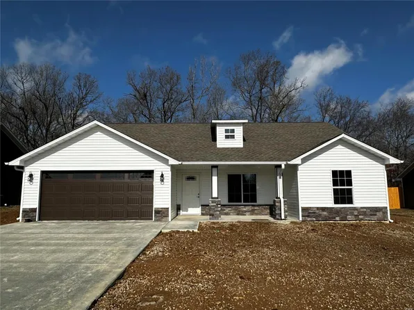 317 Apple Park Way, Poplar Bluff, MO 63901
