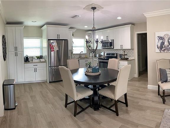 5th image of 4025 W Neptune St