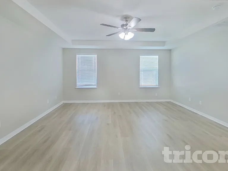 15320 Scorpio St — Photo 5