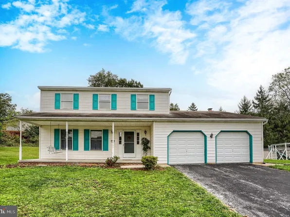 132 Sholly Dr, Mechanicsburg, PA 17055
