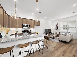 1586 W Tidwell Rd, Houston, TX 77091