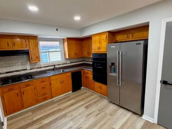 716 Jefferson Ave #2, Cliffside Park, NJ 07010