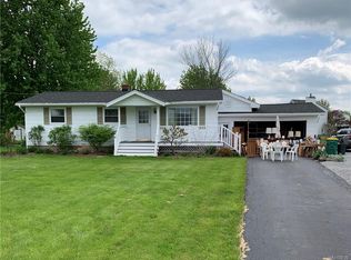 7148 Lincoln Avenue Ext, Lockport, NY 14094