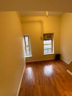 Rented by Level Group | media 15