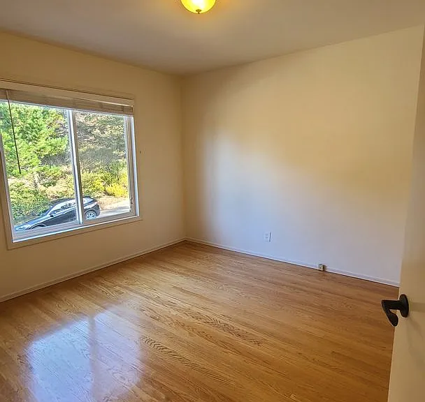 71 Warren Dr — Photo 21