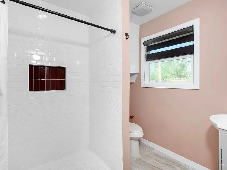 1214 S 13th Ave — Photo 21